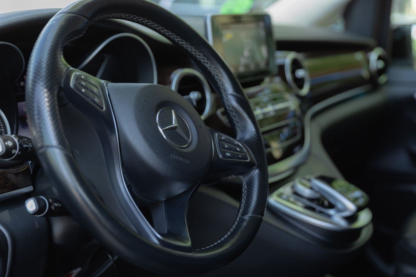 A Week of Meetings: Choosing an Executive Sedan That Works as Hard as You Do