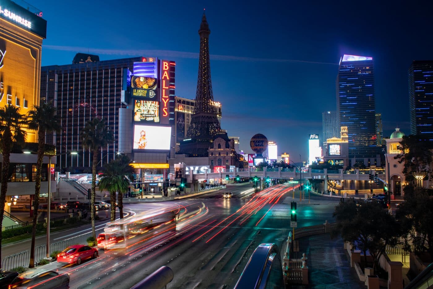 Landing at Midnight: The Las Vegas Arrival, Done Properly